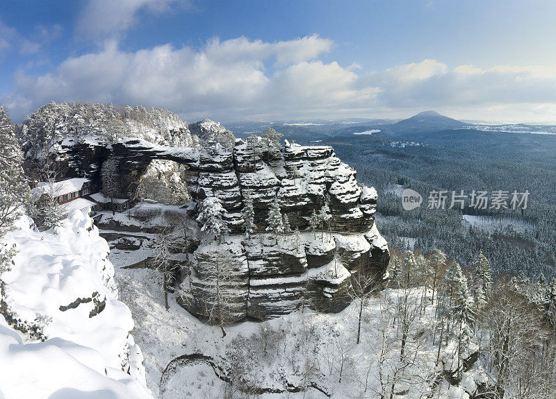 Pravčická brána冬天，波希米亚的瑞士